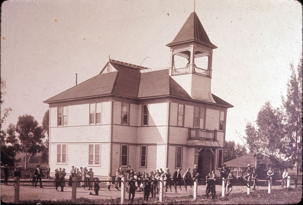 La Habra School 1903